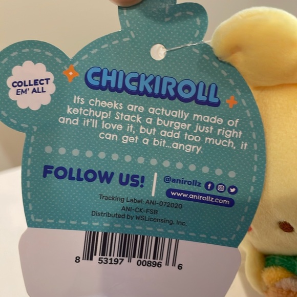 NWT Chickiroll Holding a Hamburger Squishy Ball Chick Plush by Anirollz - Picture 3 of 3